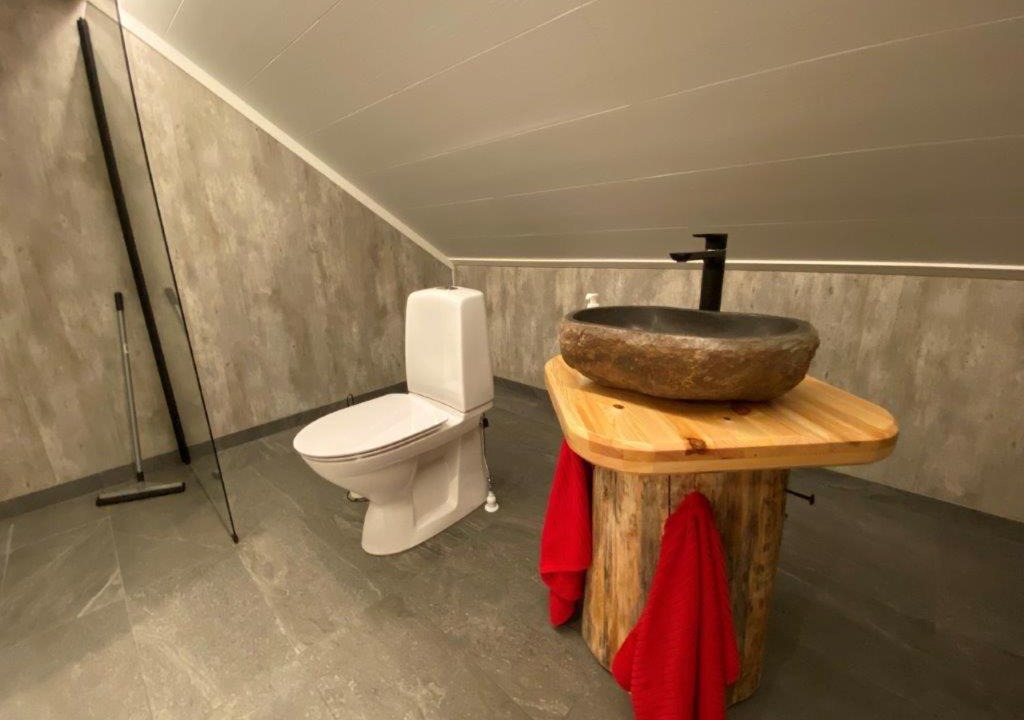 Photo of Bathroom in Follinge