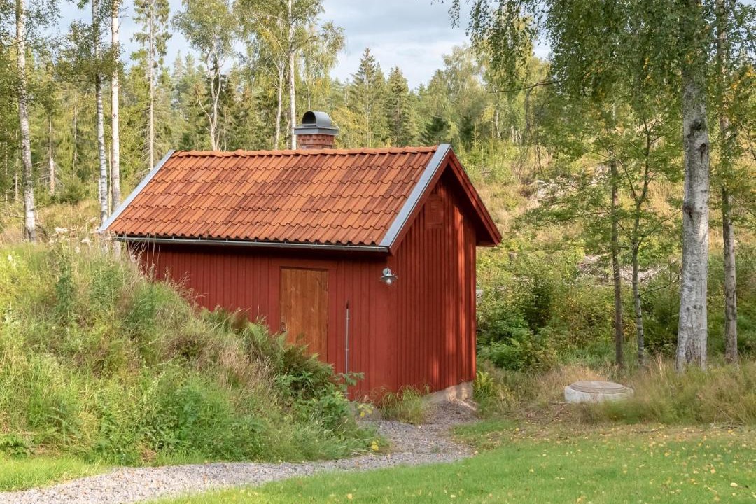 Photo of Buildings in Tived