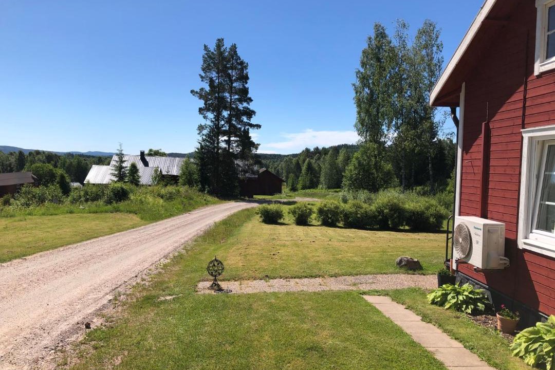 Photo of Others in Overbyn
