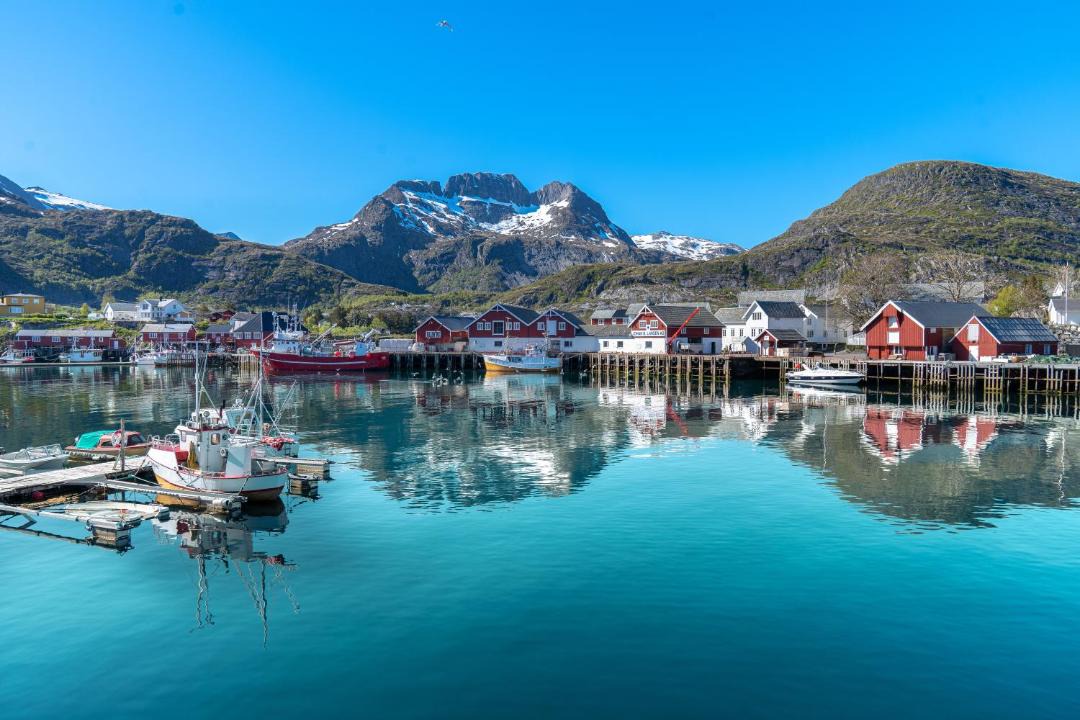 Photo of Others in Sørvagen
