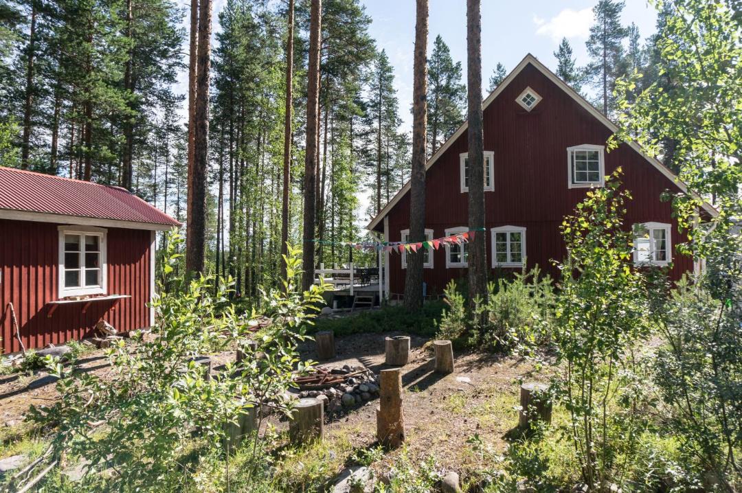 Photo of Buildings in Nornas