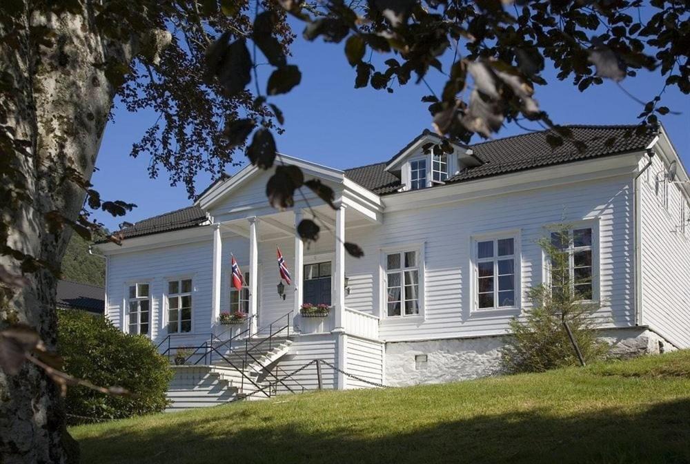 Photo of Others in Fotlandsvag