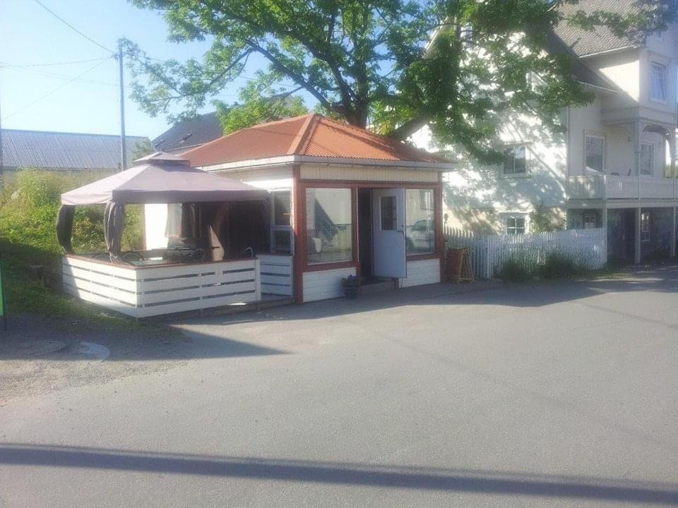 Photo of Buildings in Henningsvaer