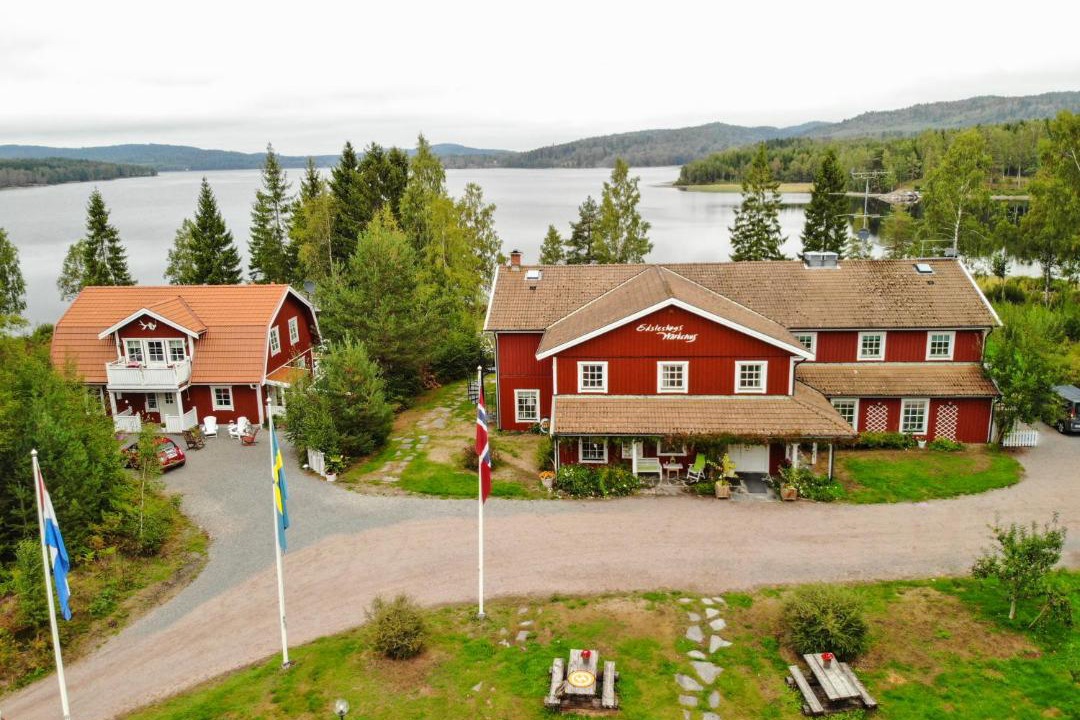 Photo of Others in Edsleskog