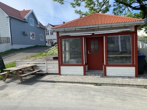 Photo of Buildings in Henningsvaer