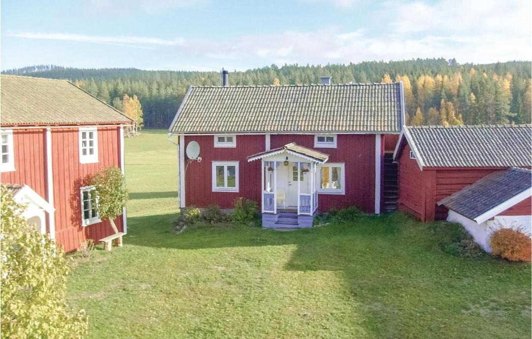 Photo of Buildings in Enviken