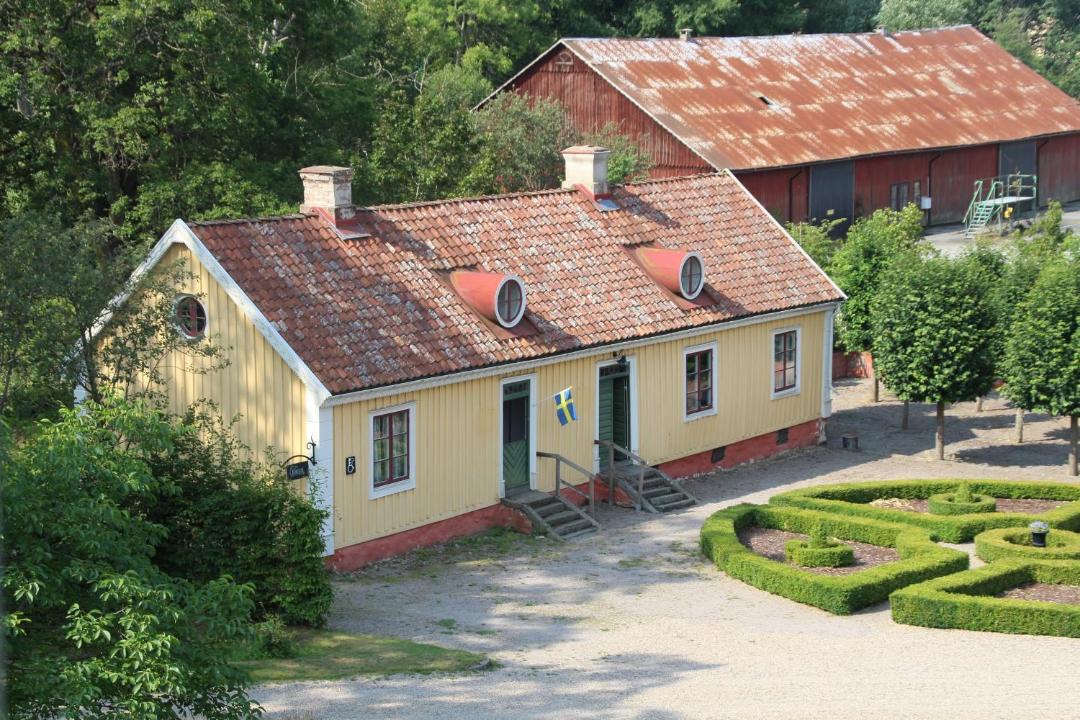 Photo of Others in Brakne-Hoby