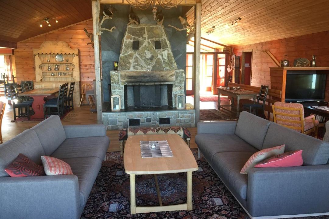 Photo of Livingroom in B