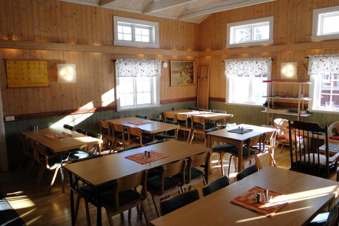 Photo of Others in Sunne