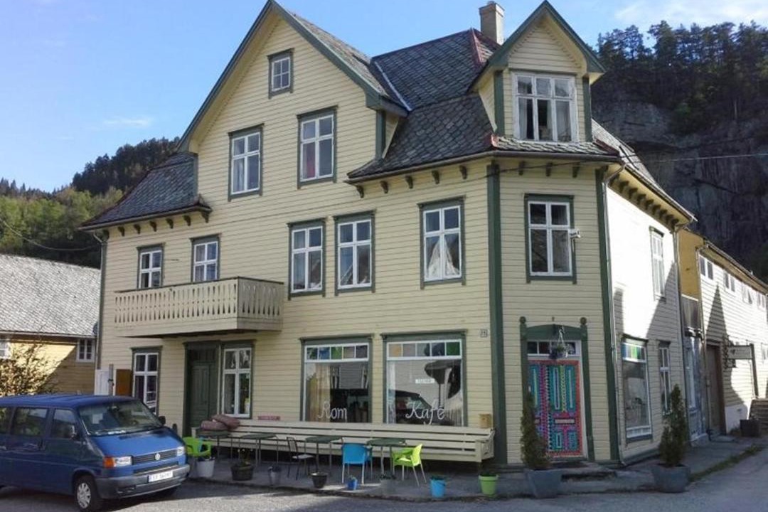 Photo of Others in Evanger