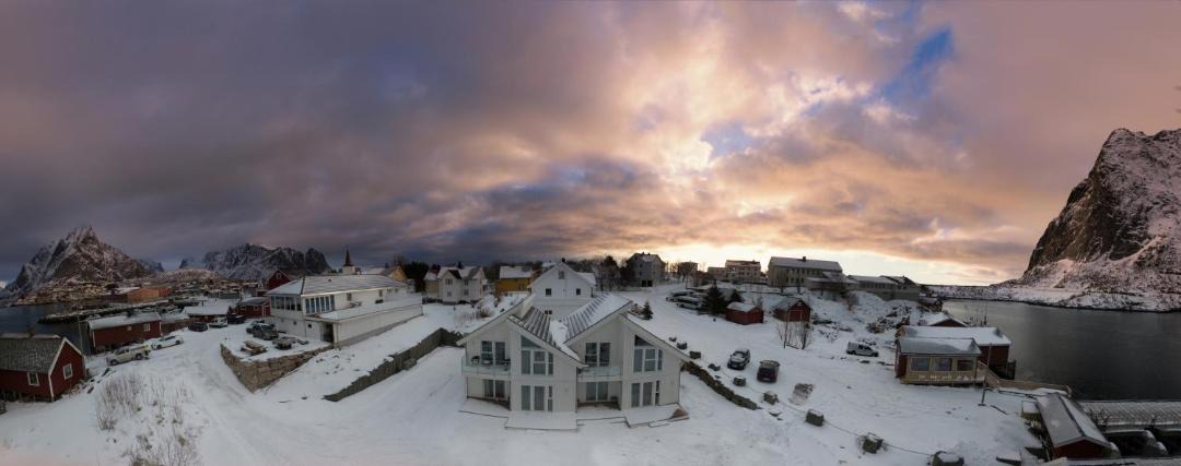 Photo of Others in Reine