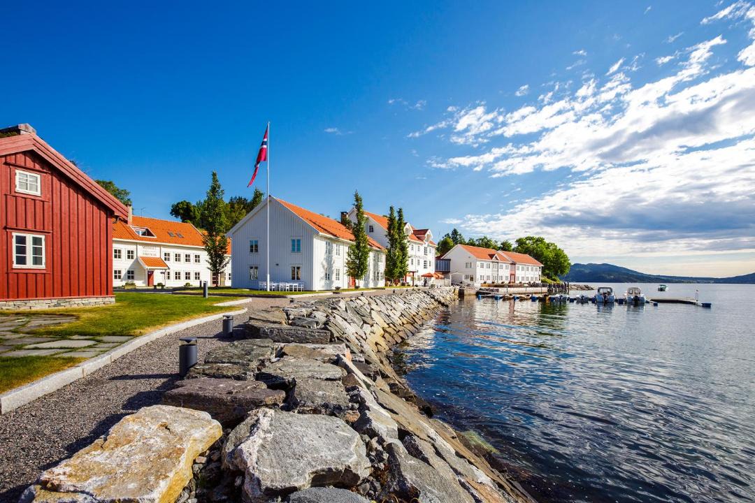 Photo of Others in Angvik
