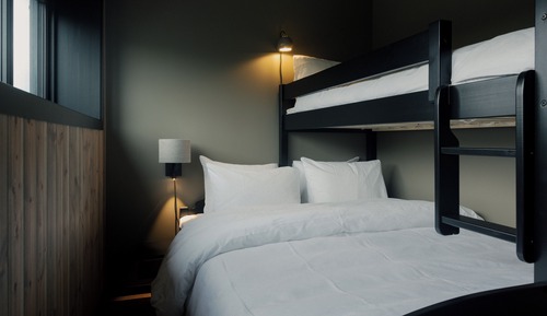 Apartment, 4 bedrooms, indoor parking, balcony -2nd,3rd 4th bedroom has either bunkbed or double bed