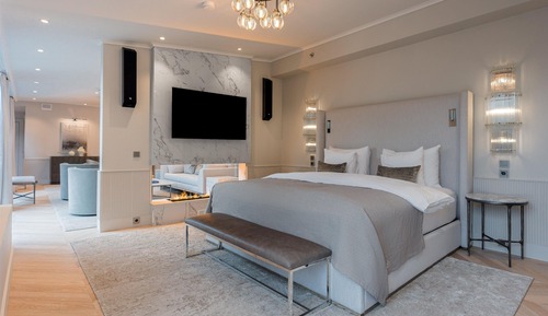 Suite (Penthouse)
