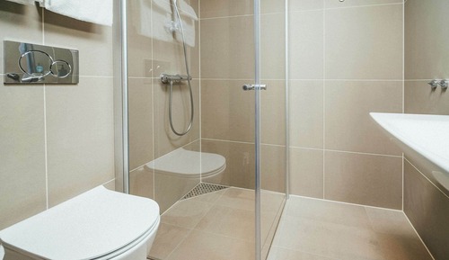 Double Room (Compact)