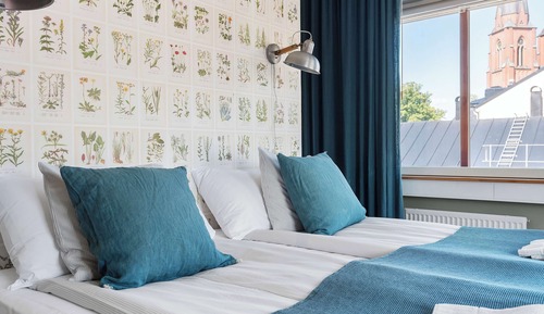 Superior Room, 1 King Bed, Non Smoking (with Sofabed)