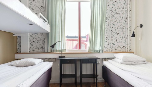 Standard Room, 2 Twin Beds, Non Smoking (1 Single Wall Bed)