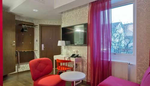 Superior Suite, 1 King Bed, Non Smoking