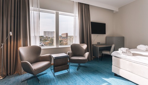 Superior Room, 1 King Bed