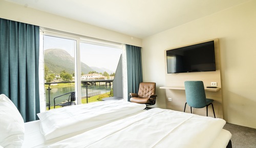 Superior Double Room, Balcony, River View