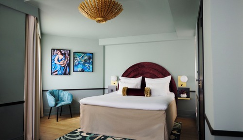 Deluxe Room