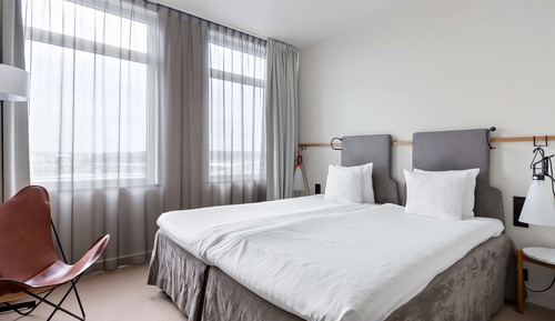 Superior Room, 1 King Bed, Non Smoking, Balcony