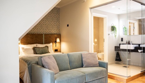 Deluxe Room, 1 King Bed