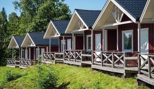 Cabin, Canal View