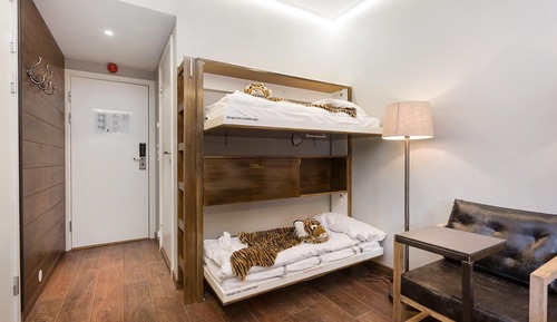 Double Room, Multiple Beds (m køyeseng/bunk bed ONLY 143cm long)