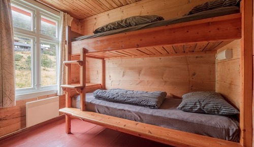 Bed in 2-bed dormitory room
