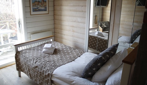 Single Room, Garden View