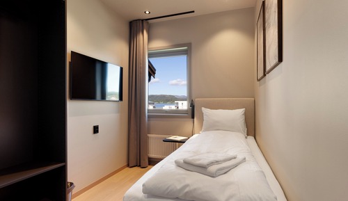 Deluxe Single Room