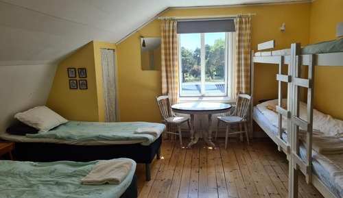 Family Room, City View