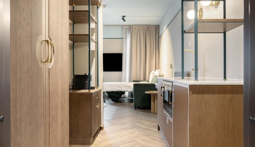 Family Junior Suite with King Bed including spa & pool club access