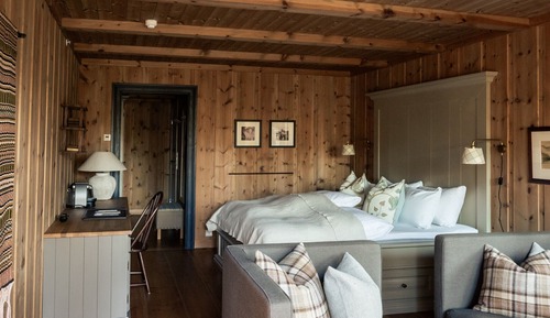 Superior Double Room, Balcony, Hill View