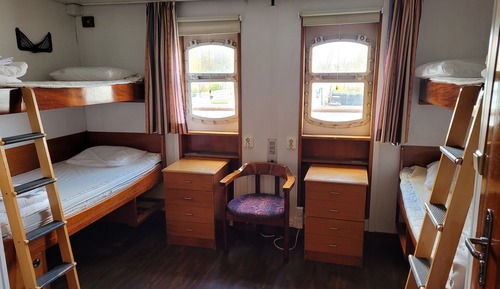 Quadruple Cabin on Boat