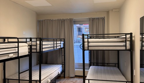 Private 8 Bed Dorm Room