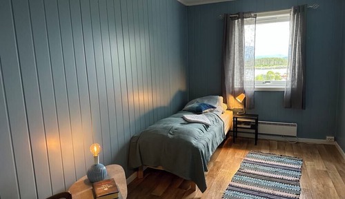 Basic Single Room, Garden View