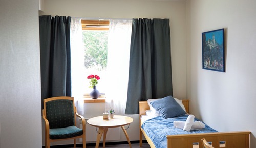 Basic Twin Room