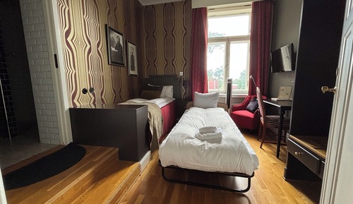 Single Room, 2 Twin Beds