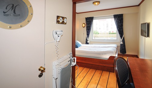 Small Double Room, 1 Double Bed