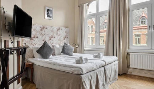 Standard Room, 1 King Bed, Non Smoking