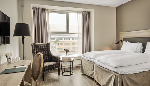 Superior Room (Modern)