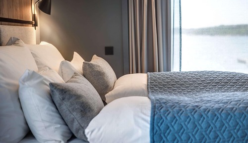 Superior Room, Non Smoking (King with Sofa Bed)
