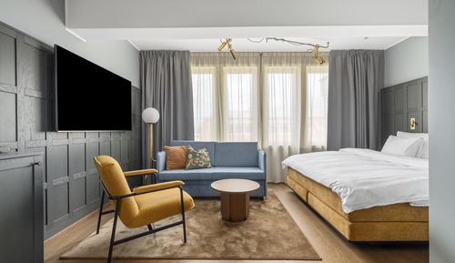 Deluxe Room, 1 King Bed, Non Smoking (with Sofabed)