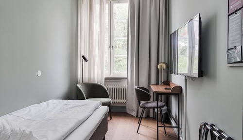 Single Room (Compact)