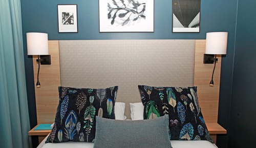 Twin Room (Compact)