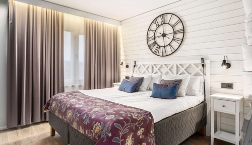 Suite, 1 King Bed, Non Smoking (with Sofabed)