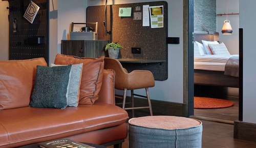Junior Suite (King)