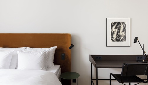 Room, 1 Queen Bed (Solo Queen)